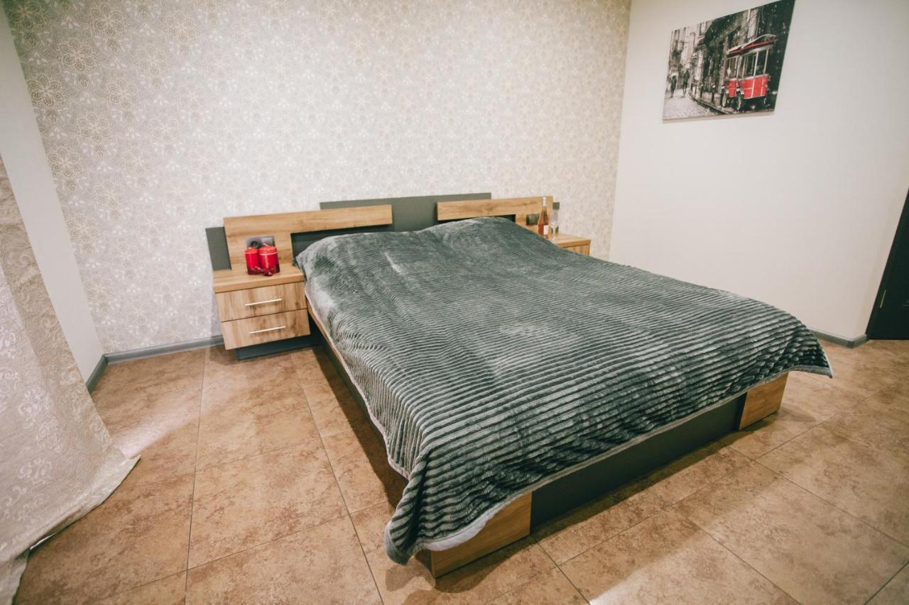 4Rooms Vinnytsja Buitenkant foto